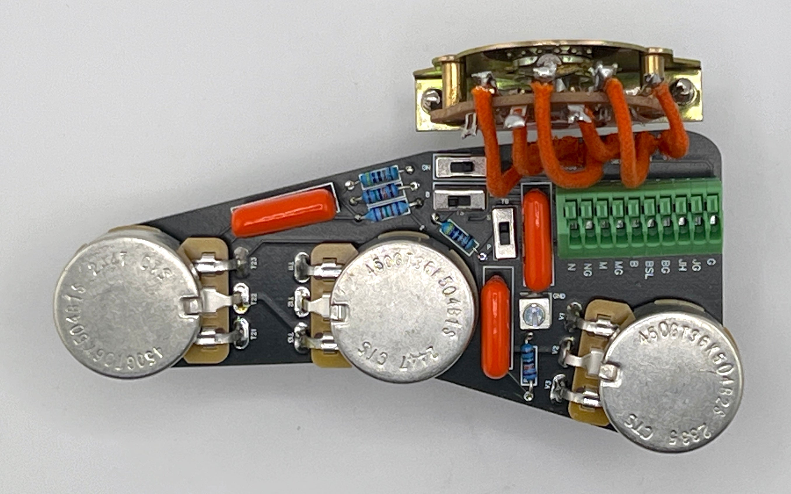 Strat HSS with Auto Split, Volume Clarity Select, Bridge Middle tone select, Partial Coil Split Select